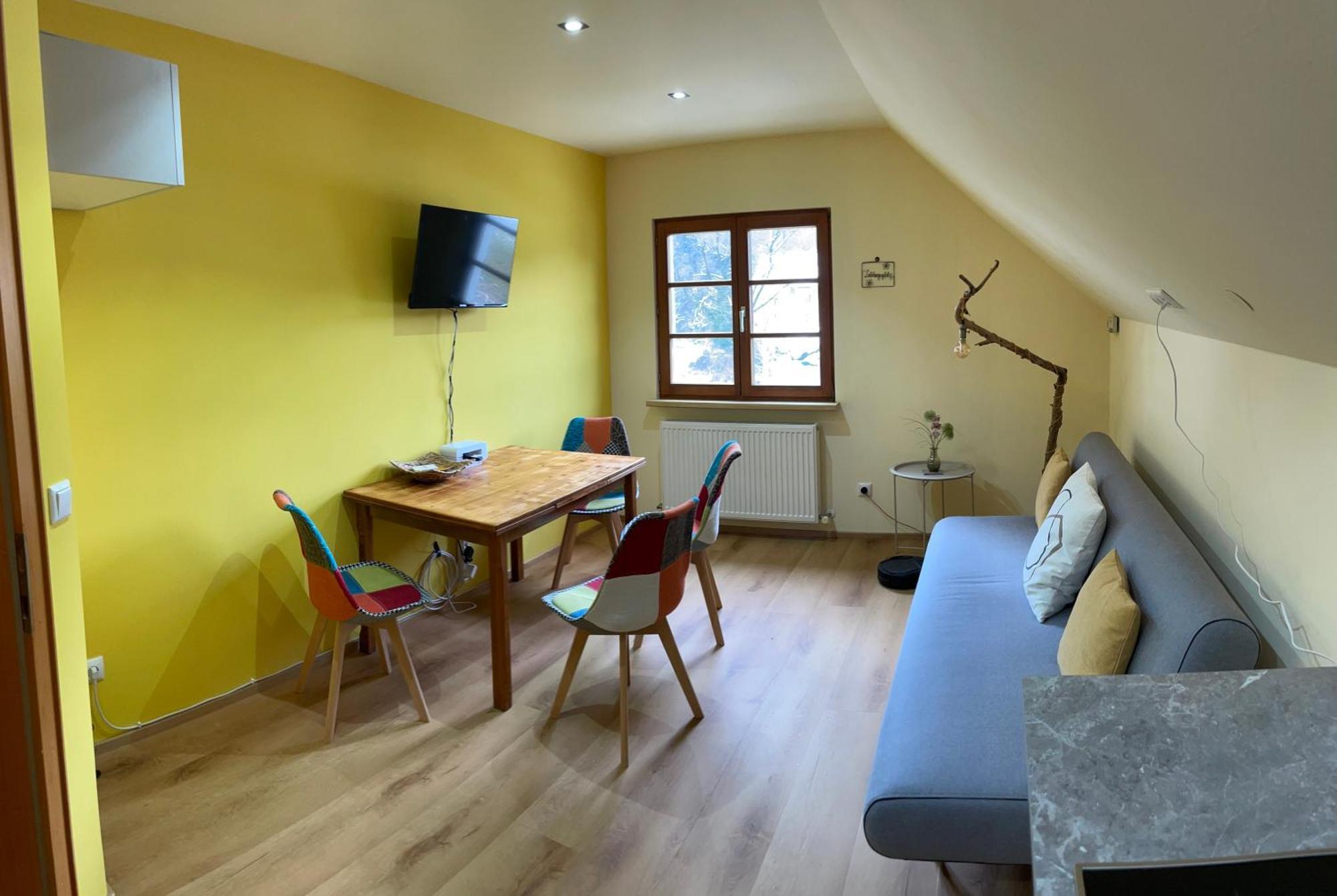 Neu Renoviertes 2Zi Appartment Im Dg Feldkirch Exterior foto